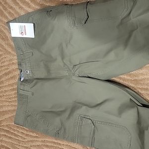 NWT Men's 36x32 Gander Mountain Guide Series Cargo Pants